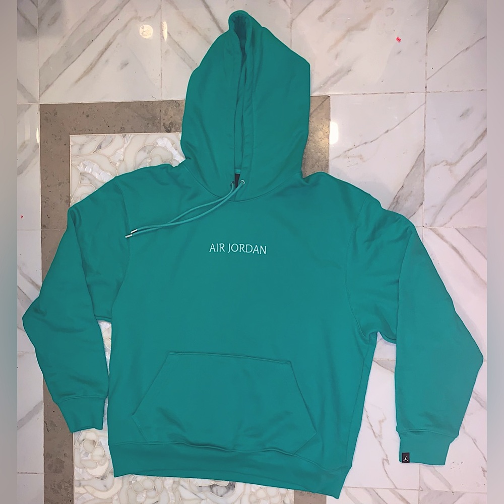 NWT Nike Air Jordan sweatshirt, cool teal color and size XL